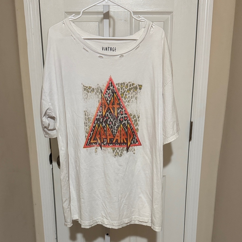 Vintage Canvas Def Leppard White T-Shirt